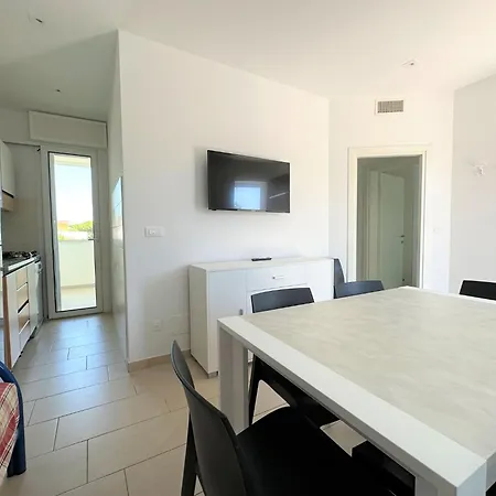 公寓 Great And Bright Flat With Pool