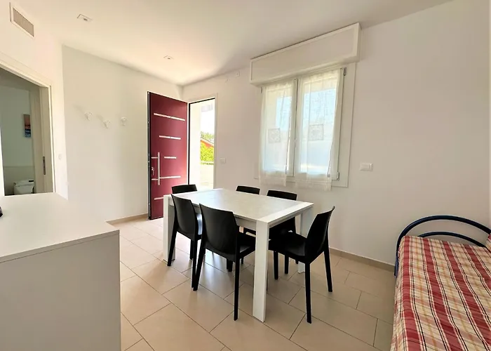 Apartman Great And Bright Flat With Pool Bibione